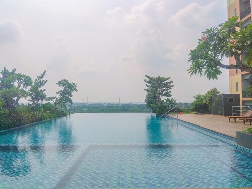 Restful And Tidy Studio Sayana Bekasi Apartment