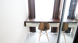 Deluxe Apartment - Good Deal And Strategic 2Br At Tamansari Papilio Apartment (Surabaya)
