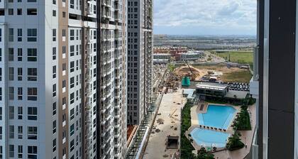 Compact Minimalist Studio At Tokyo Riverside Pik 2 Apartment