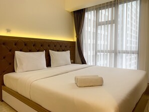 Deluxe Apartment | Free WiFi - Spacious And Nice 3Br Apartment At M-Town Residence (Gading Serpong)