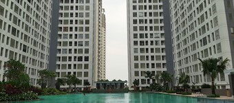 Simple And Comfort Design 2Br Apartment At M Town Residence