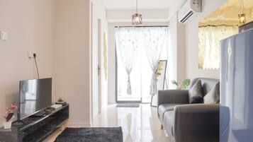 Deluxe Apartment | Living area