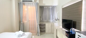 Comfortable Studio Apartment For 1 Pax Grand Sentraland Karawang