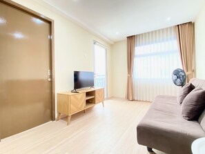Deluxe Apartment | Living area - Spacious 2Br Apartment At Grand Asia Afrika (Bandung)