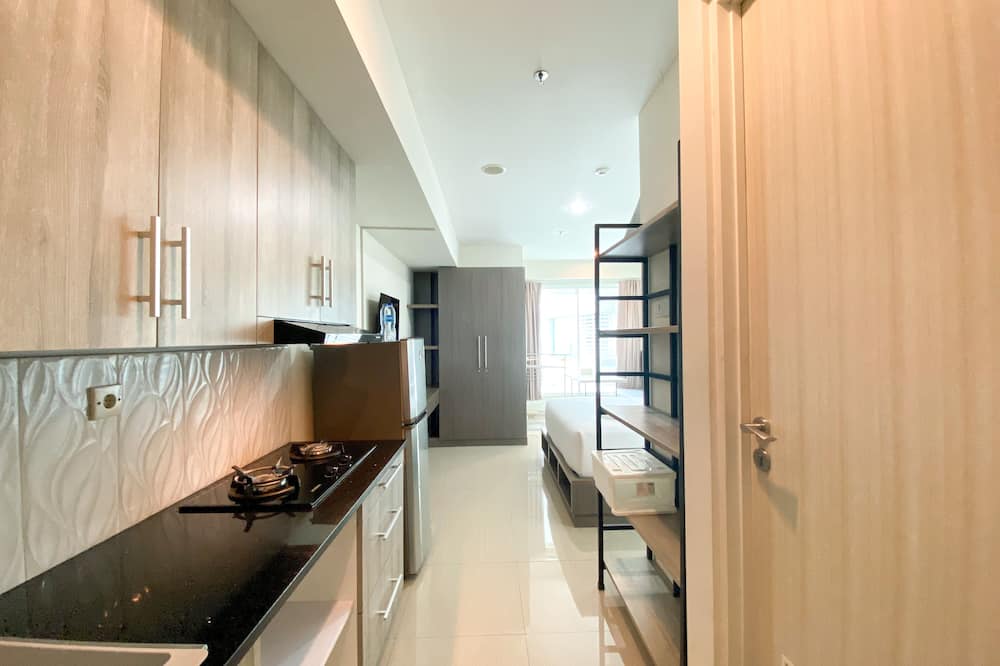 Enjoy Living Studio Room At High Floor Grand Kamala Lagoon Apartment