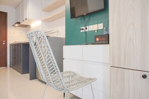 Interior - Warm And Simply Studio Room West Vista Apartment (Jakarta)