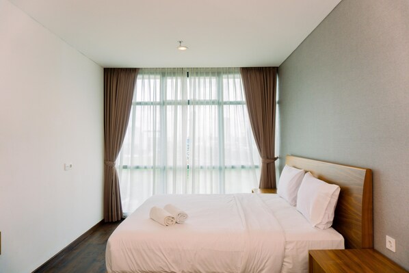 Deluxe Apartment - Spacious 3BR Apartment At 8th Floor Veranda Residence Puri (Jakarta)
