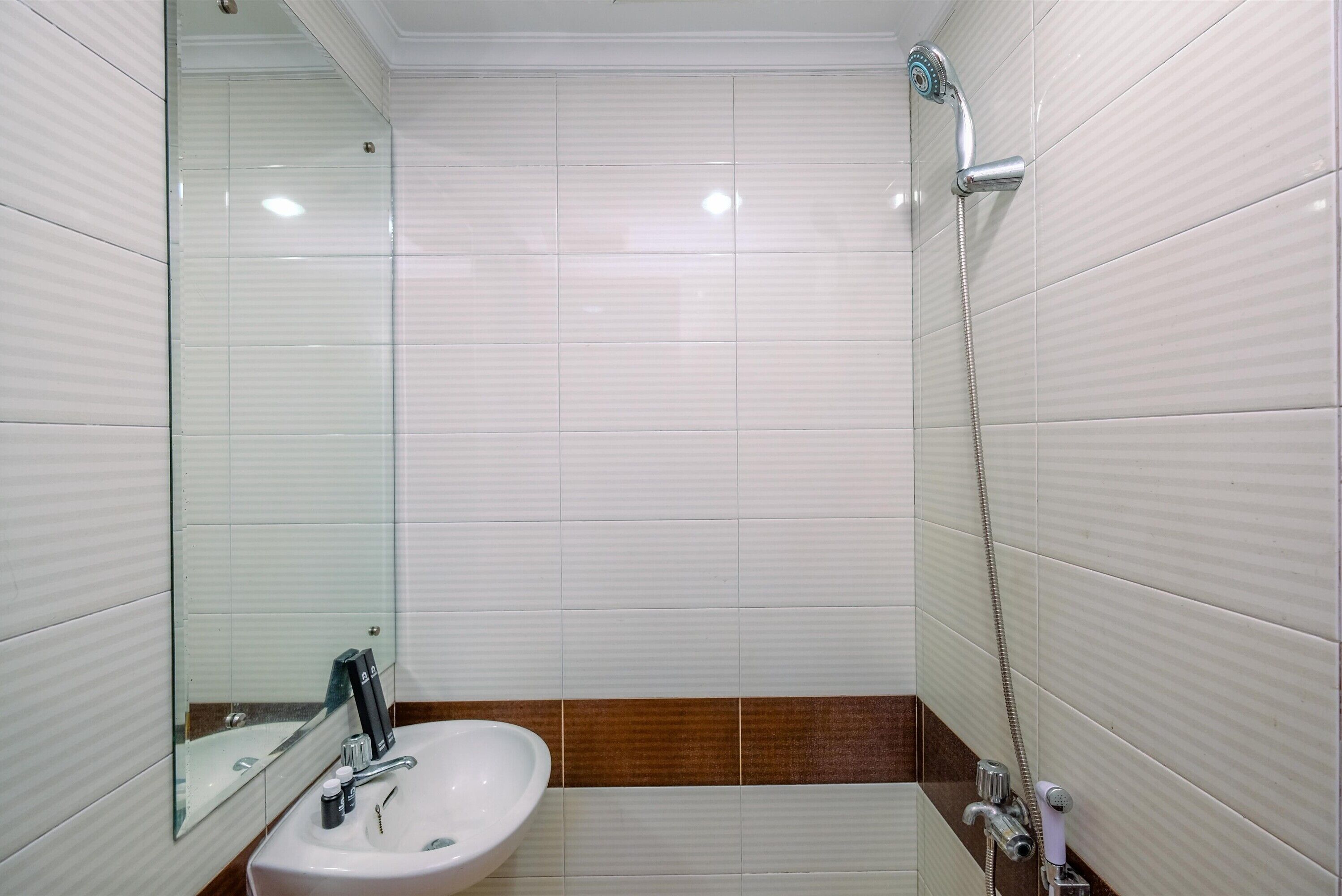 Deluxe Apartment | Bathroom