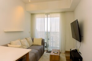 Deluxe Apartment - Spacious 1BR with Japandi Design at West Vista Apartment By Travelio (Jakarta)