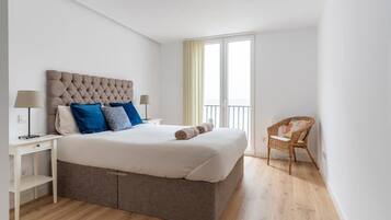 2 slaapkamers, een strijkplank/strijkijzer, wifi, beddengoed