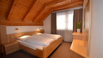 2 bedrooms, free WiFi, bed sheets