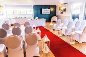 Innenbereich für Hochzeiten