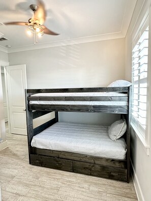 Hus - 6 soveværelser | 6 soveværelser, strygejern/strygebræt, gratis Wi-Fi