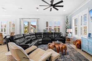 House, 6 Bedrooms | Living area - Casamigos 6 Bedroom Home by RedAwning (Navarre)