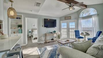 1 chambre, fer et planche à repasser, Wi-Fi gratuit, draps fournis