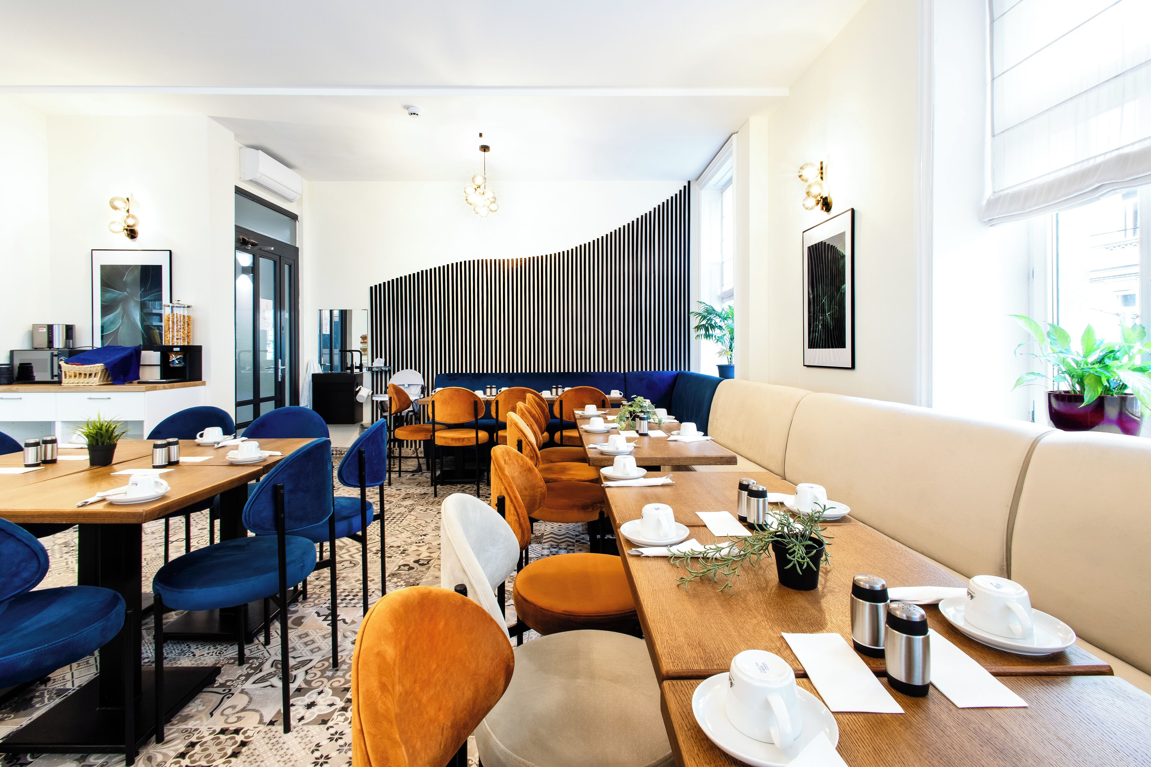 Daily buffet breakfast (EUR 25 per person)