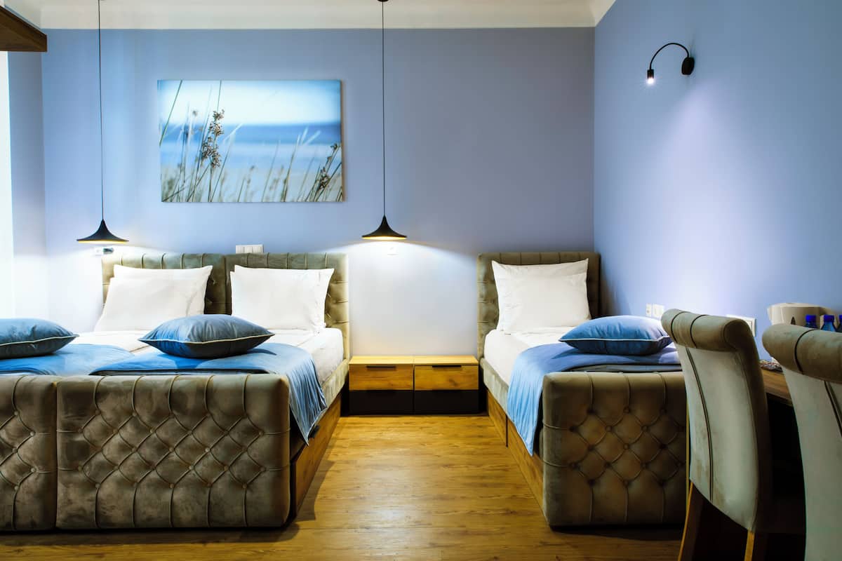 Superior Triple Room | In-room safe, individually decorated, individually furnished, desk