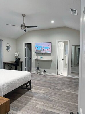 4 Schlafzimmer, Bügeleisen/Bügelbrett, kostenloses WLAN, Bettwäsche