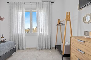 Comfort Apartment | 1 bedroom, hypo-allergenic bedding, individually decorated - Elefsinian Mysteries Apartments (Elefsina)