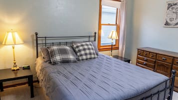 2 bedrooms, free WiFi, bed sheets