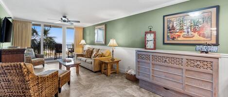 Smart TV, DVD player, books