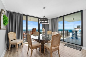 Dining - Gulf Front Corner Unit 3rd Floor! Free Beach Chairs! PW308 (Panama City Beach)
