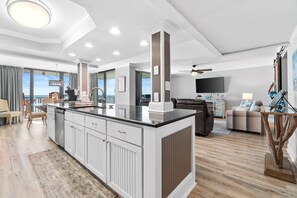 Interior - Gulf Front Corner Unit 3rd Floor! Free Beach Chairs! PW308 (Panama City Beach)