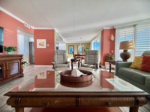 Smart TV, books - Pelican Walk 506 - Pet Friendly Condo on the Beach! (Panama City Beach)