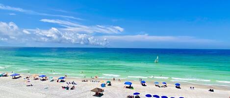 Accommodatie ligt op het strand