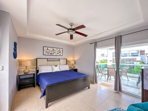 3 bedrooms, iron/ironing board, WiFi, bed sheets - Incredible 3 BR Penthouse w BBQ & Jacuzzi (Punta Cana)