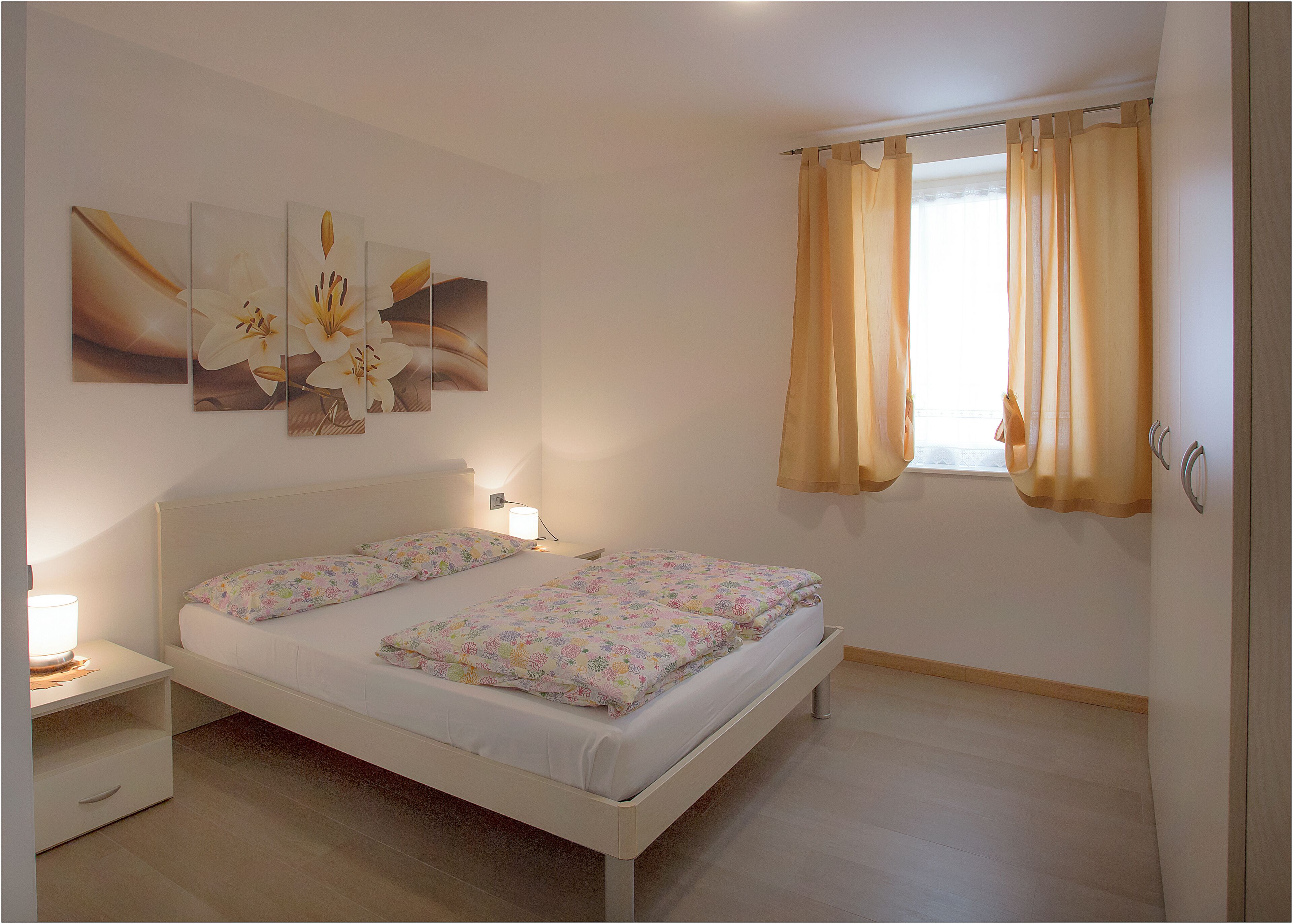 3 bedrooms, free WiFi, bed sheets, wheelchair access