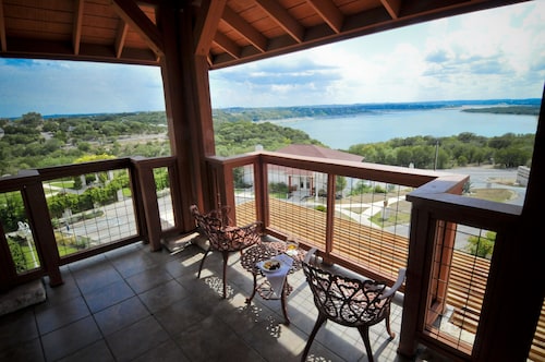 Vintage Villas Hotel & Events