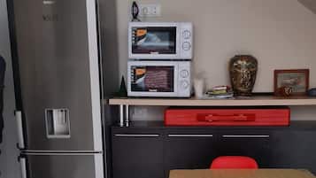 Mini-fridge, microwave, stovetop, electric kettle