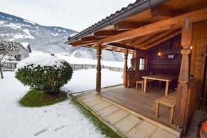 تناول الطعا م بالخارج