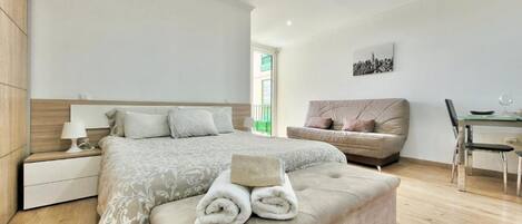 1 bedroom, iron/ironing board