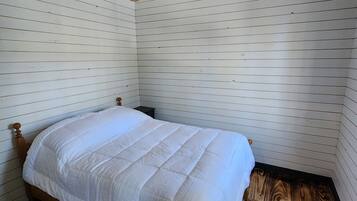 1 makuuhuone, ilmainen Wi-Fi, vuodevaatteet