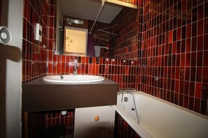 Badekar, hårtørrer