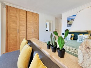 1 chambre, fer et planche à repasser, Wi-Fi