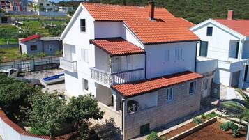 Apartment | Exterior