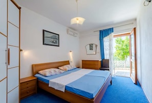 Apartment | Room amenity