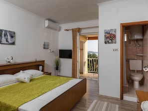 1 bedroom
