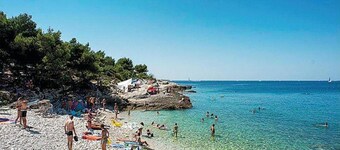 Apartment in Private House With Shared Pool