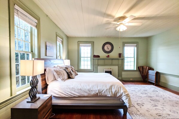 3 habitaciones y ropa de cama 