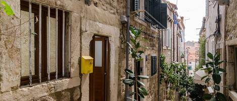 Lejlighed | Udendørsområde