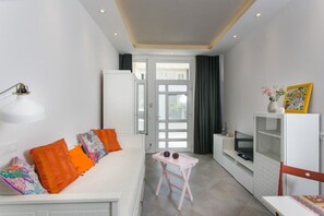 Apartment | Living area