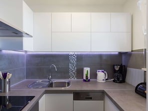 Apartment | Private kitchen
