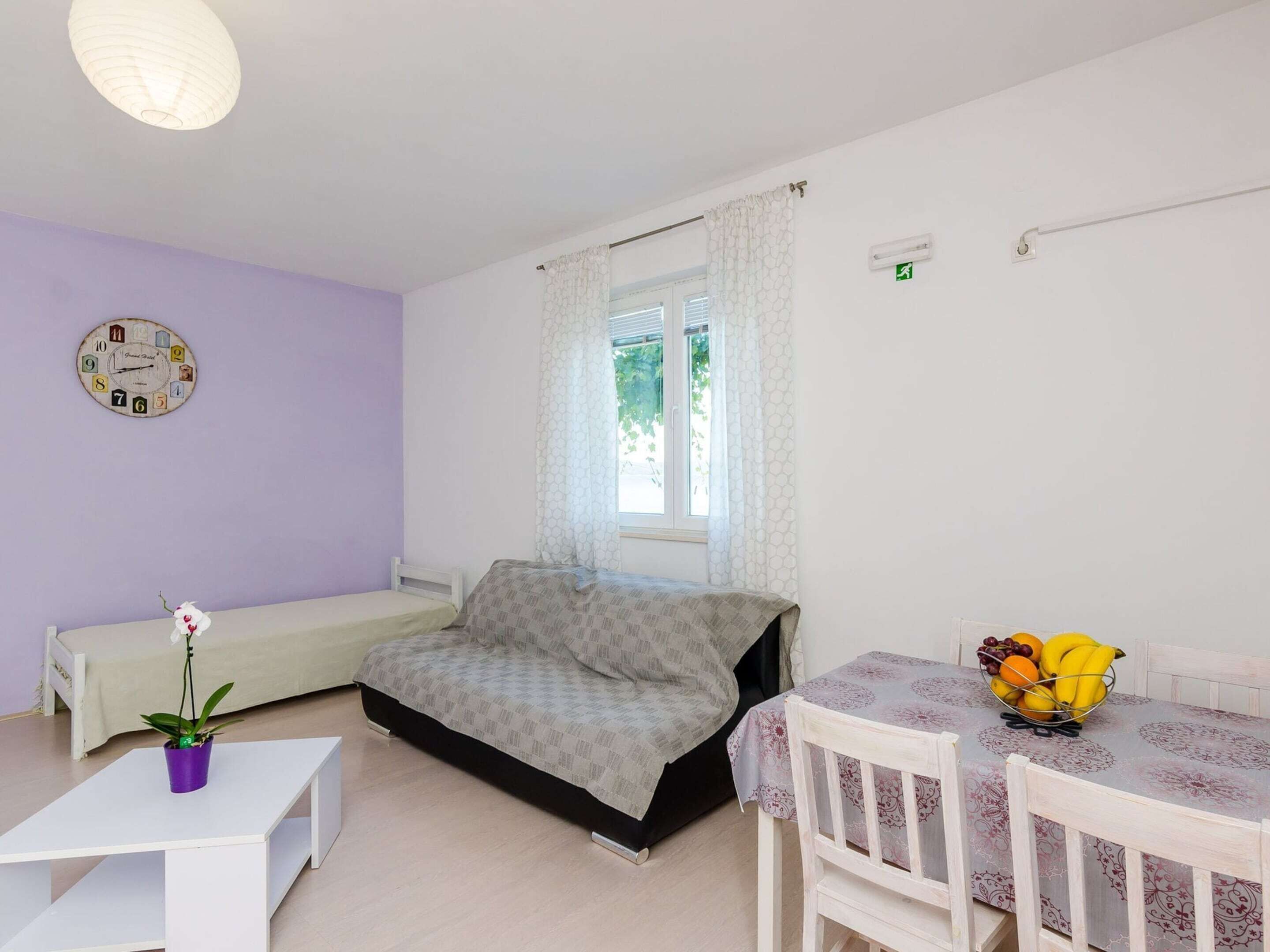Apartment | Dining