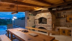 Immagine non classificata, 2 di 37, pulsante