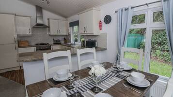 Cottage | Bahagian dalam