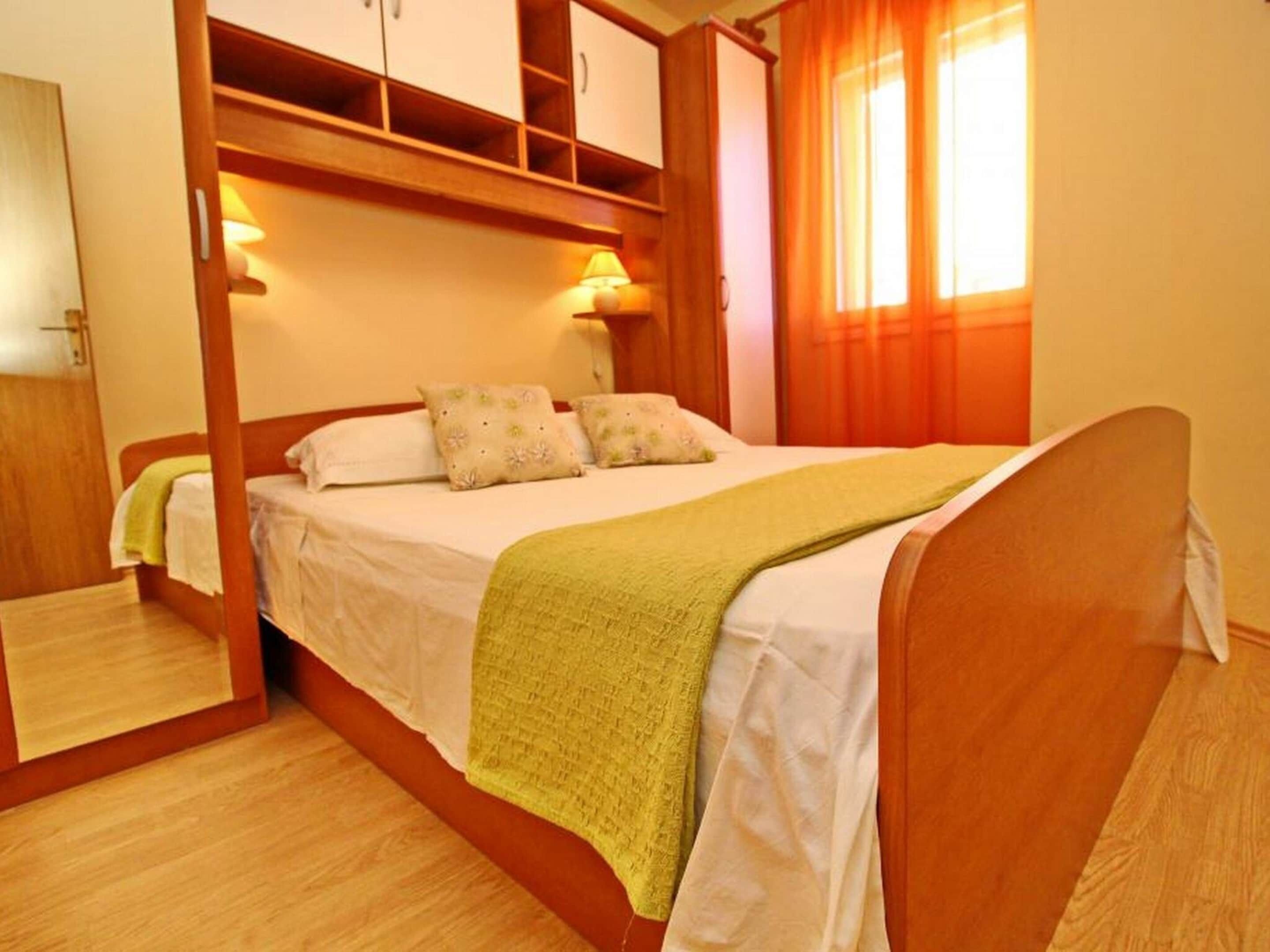 Leilighet | 2 soverom og strykejern/-brett